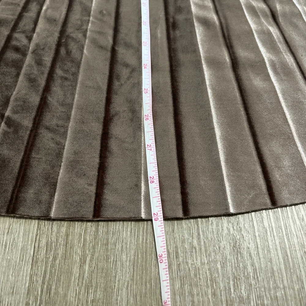 Vintage Metallic Velvet Pleated Elastic Waistband Brown Skirt Size XS - Picture 5 of 9